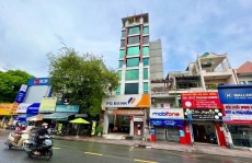 toa nha binh hoa building