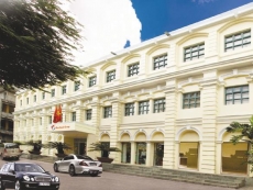 toa nha colonnade building