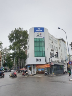 toa nha tna building